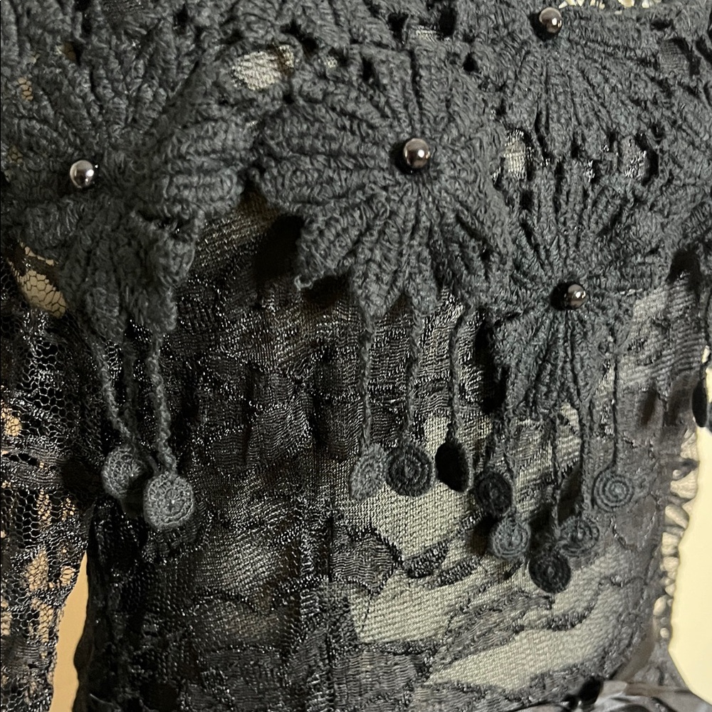 🖤Elegant Black Lace Off-Shoulder Dress - Picture 11 of 16
